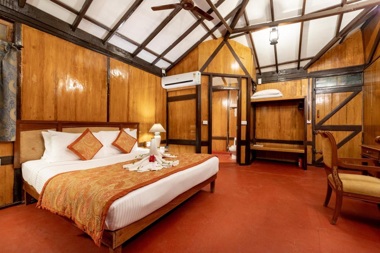 ฟอร์ต ชาฐัพคธ Hotel Sasvad ภายนอก รูปภาพ