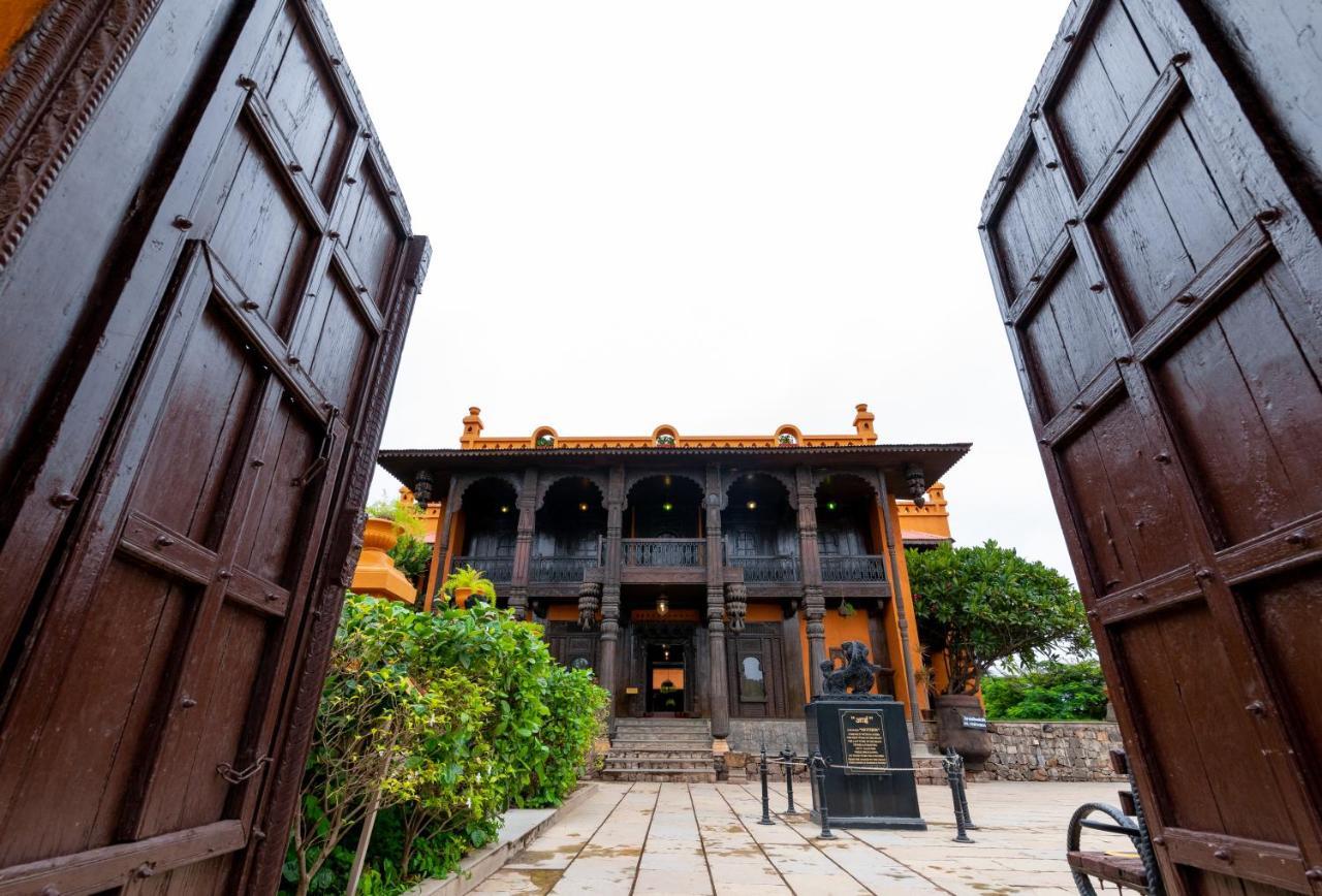 ฟอร์ต ชาฐัพคธ Hotel Sasvad ภายนอก รูปภาพ