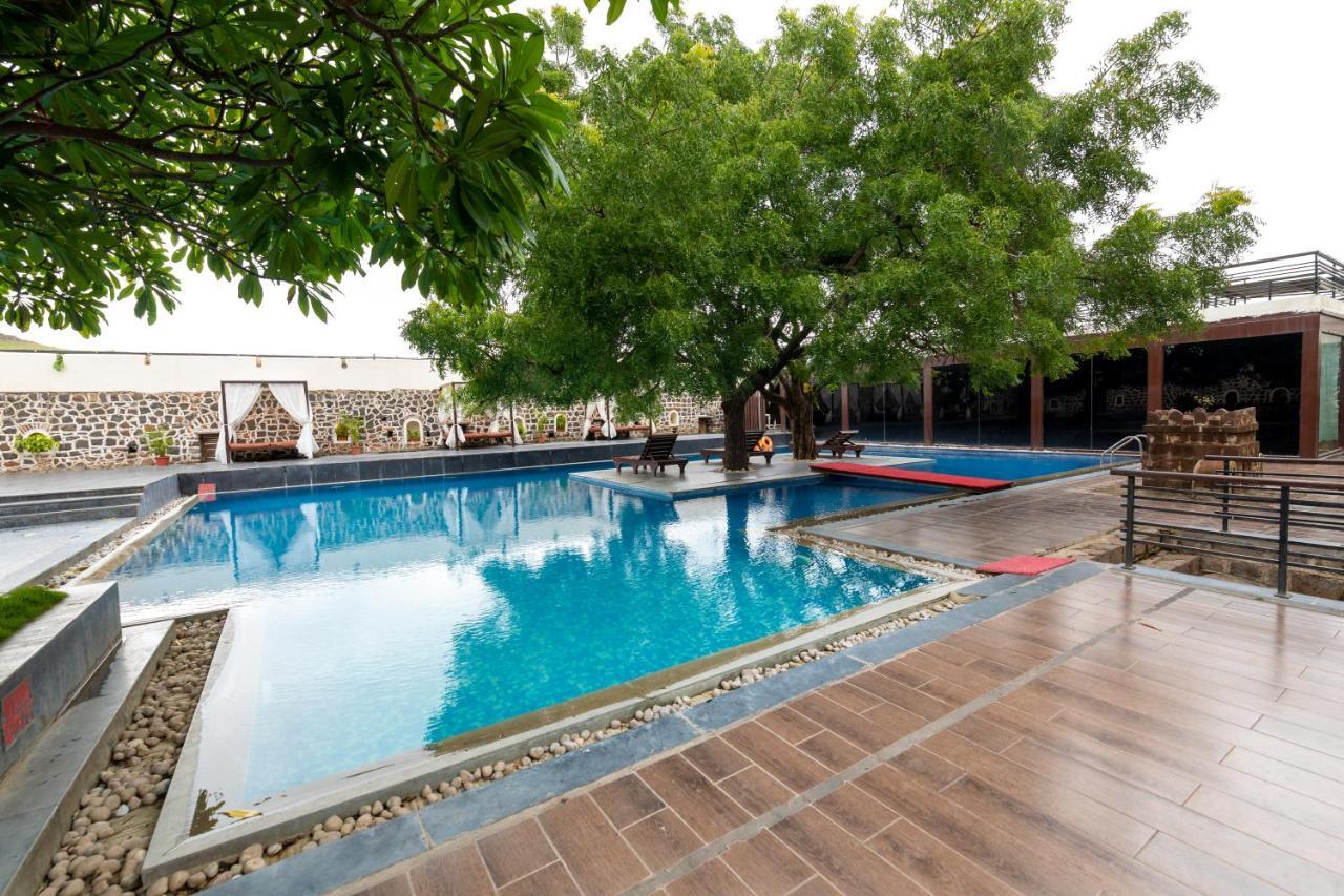 ฟอร์ต ชาฐัพคธ Hotel Sasvad ภายนอก รูปภาพ