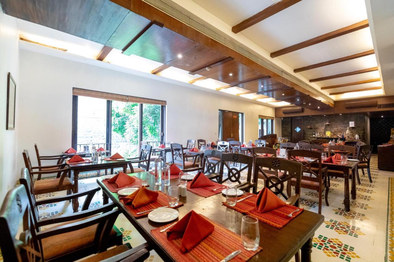 ฟอร์ต ชาฐัพคธ Hotel Sasvad ภายนอก รูปภาพ