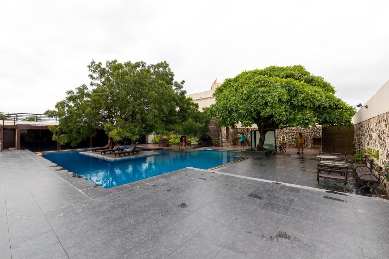 ฟอร์ต ชาฐัพคธ Hotel Sasvad ภายนอก รูปภาพ
