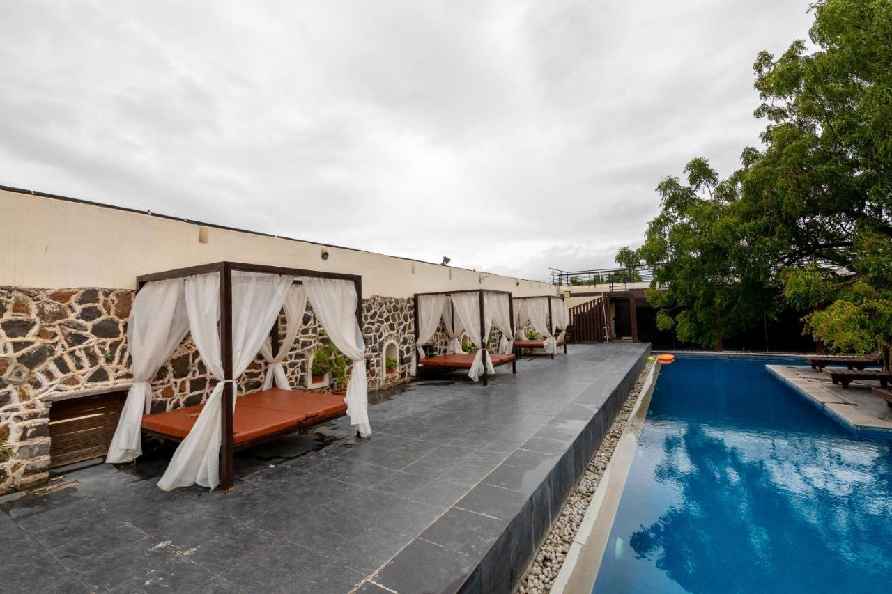 ฟอร์ต ชาฐัพคธ Hotel Sasvad ภายนอก รูปภาพ